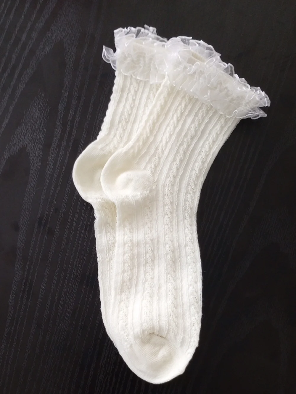 Lace Trim Cream Cable Knit Women's Ankle Socks